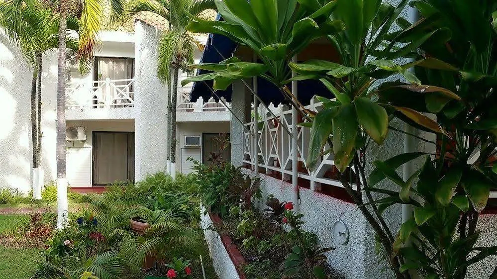 Idyllic Beachfront Condo Ότσο Ρίος 0*,  Τζαμάικα