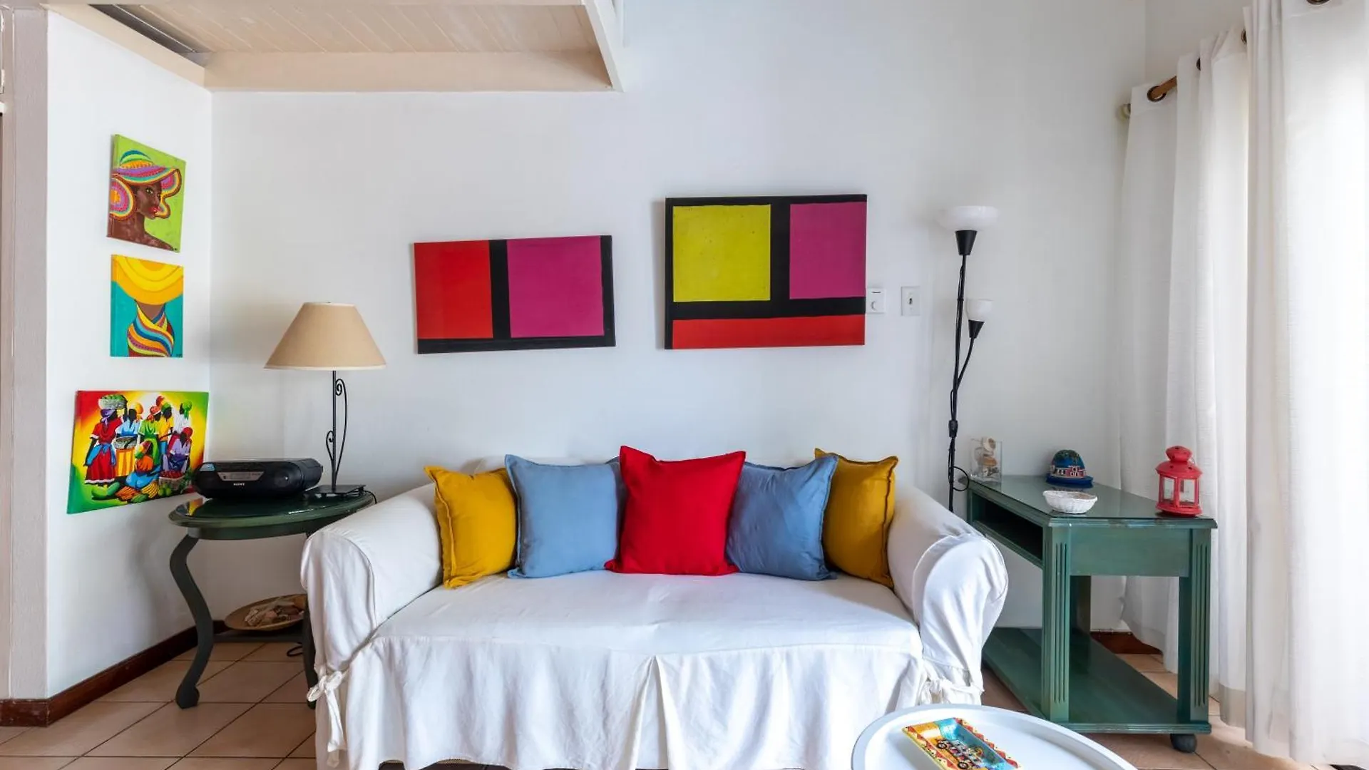 דירה אוצ'ו ריוס Idyllic Beachfront Condo