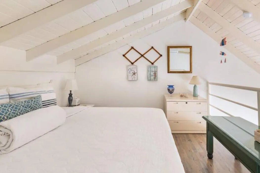 דירה אוצ'ו ריוס Idyllic Beachfront Condo