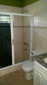 דירה אוצ'ו ריוס Idyllic Beachfront Condo ג'מייקה