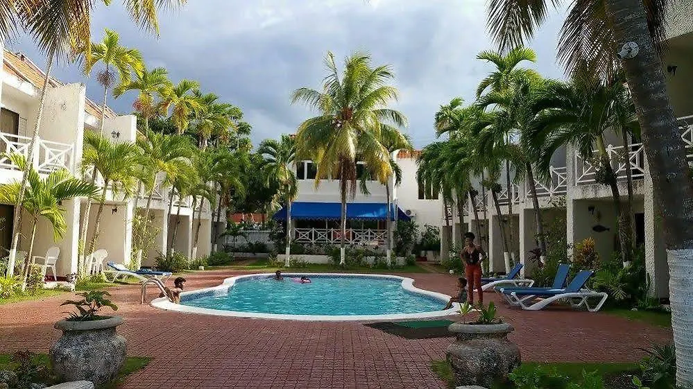 Idyllic Beachfront Condo Ocho Rios